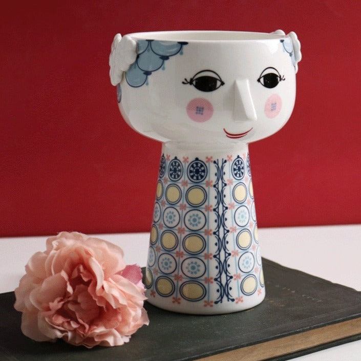 Vasos em porcelana Benedite - estilo italiano
