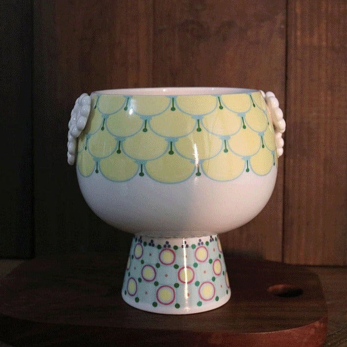 Vasos em porcelana Benedite - estilo italiano